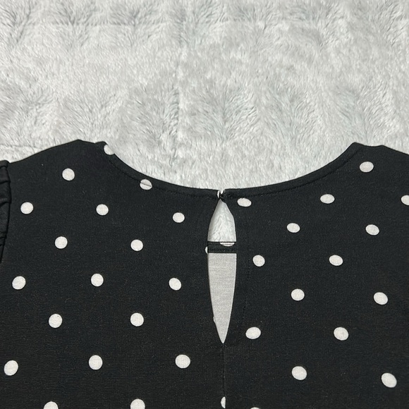 Women Old Navy Polka dot long sleeves dress. Size S. Black and White polka dots - Picture 10 of 10